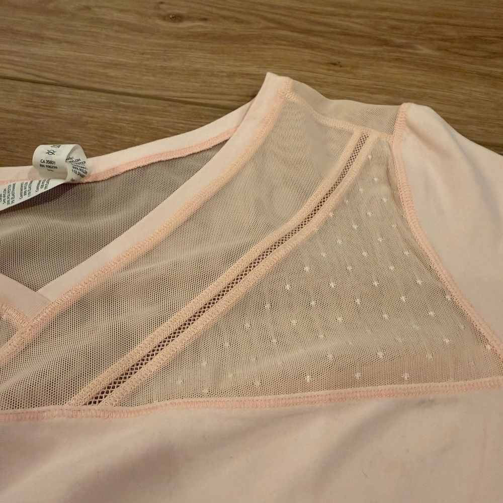 Lululemon Athletica Soft Pink Mesh Detail Long Sleeve Top - Picture 5 of 7